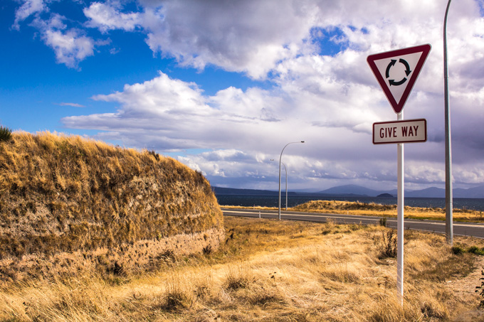 NZ-road-sign-H