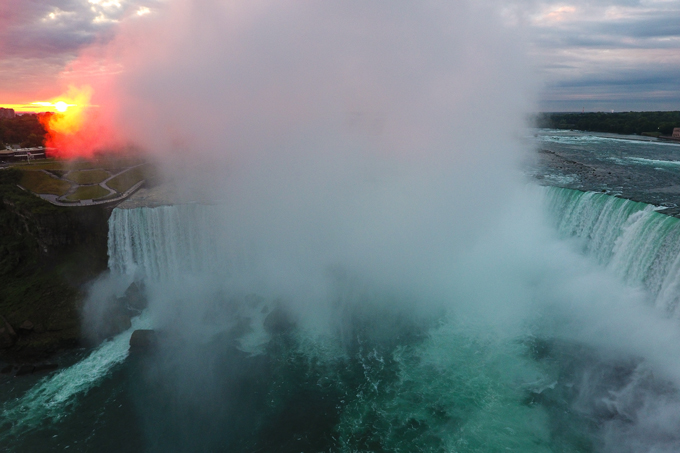 Horseshoe Falls at Niagara Falls, Ontario, Canada
