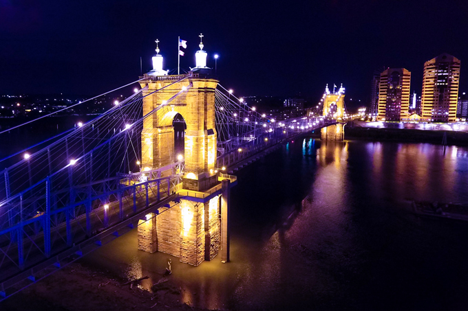 Night view of Roebling Bridge in Cincinnati, Ohio