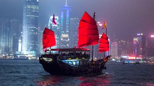 Hong-Kong-skyline-boat-feat