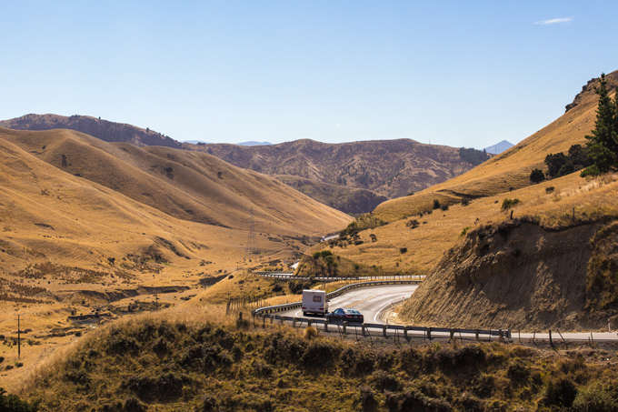 NZ-golden-hills-road-H