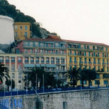 Nice-building-H