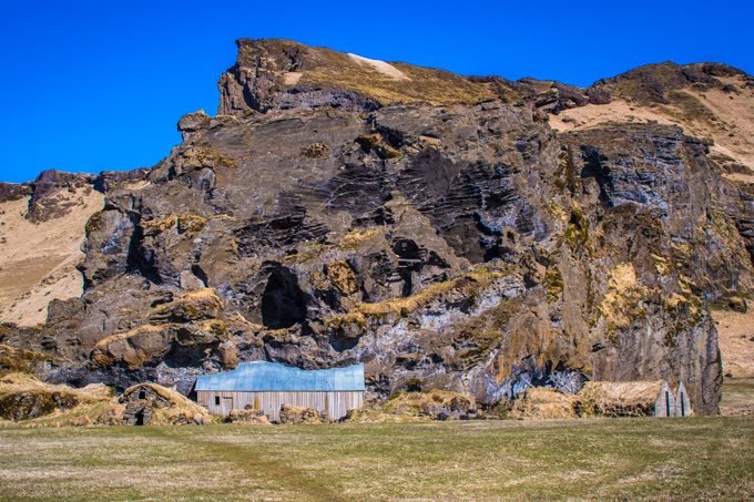 hobbit house, Iceland