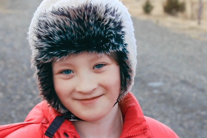  little girl at grundarfjordur, iceland