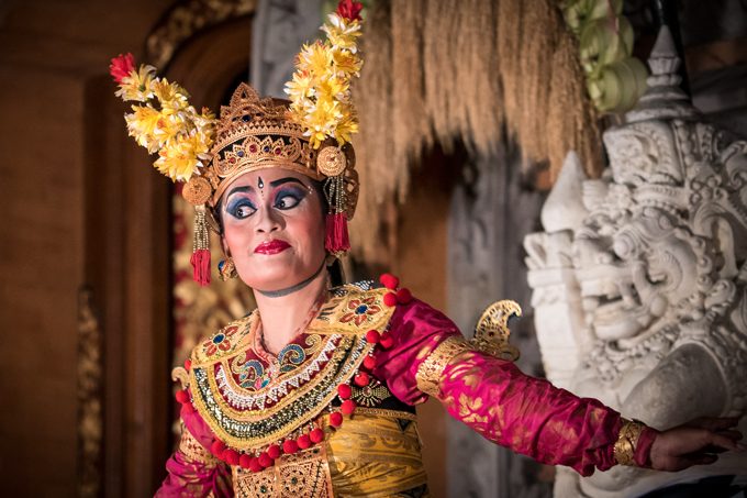 Bali-dance-woman-H
