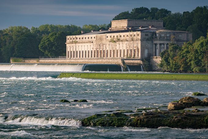 Horseshoe Falls at Niagara Falls, Ontario, Canada